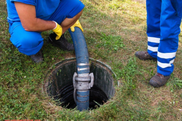 4 Warning Signs Your Mound Septic System Needs to be Cleaned