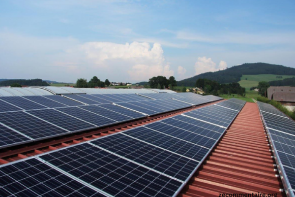 The Top Benefits of Professional Solar Panel Cleaning Services