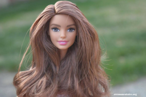 How Disney Princess Barbie Dolls Encourage Creative Play