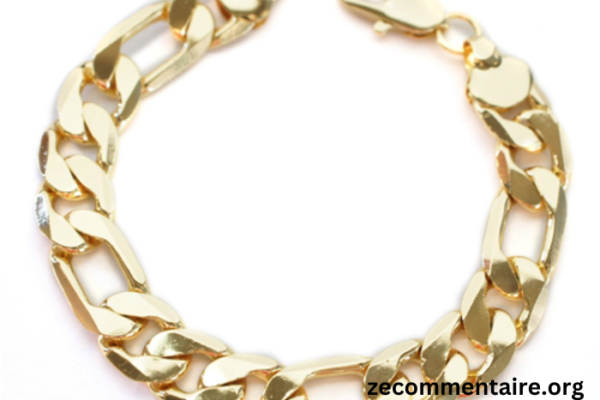 Why the Gold Link Chain Is a Must-Have Jewelry Item of the Season